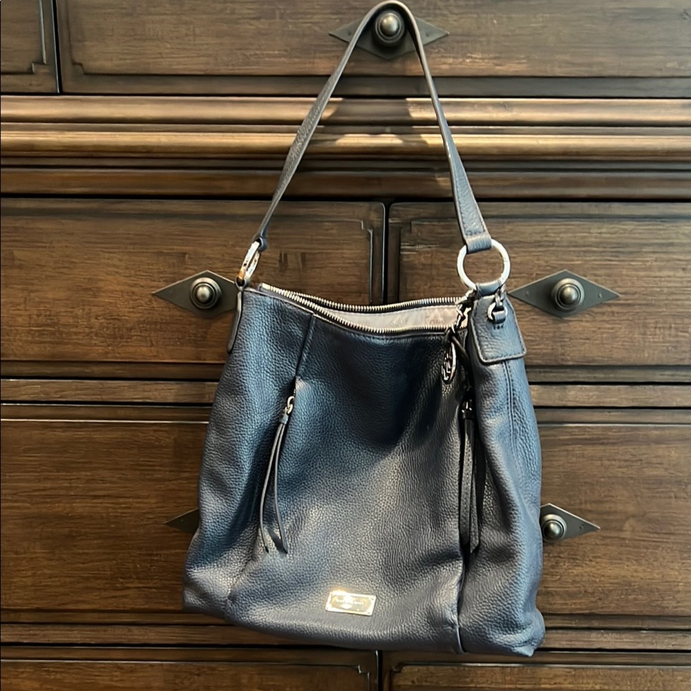 Michael Kors Blue Shoulder Bag with Sophisticated Style
